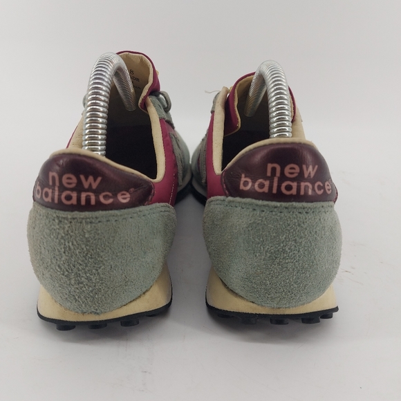 New Balance 410 Sneakers Gray and Burgandy Size 8 - Picture 5 of 7